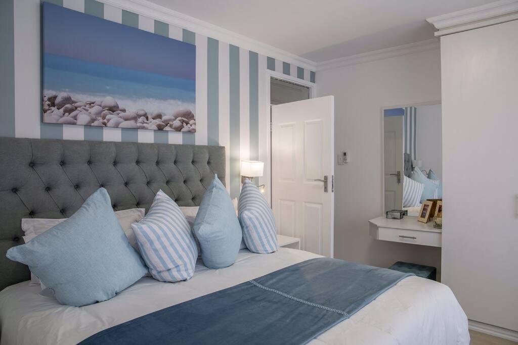Holiday home Modern Luxury House Ballito